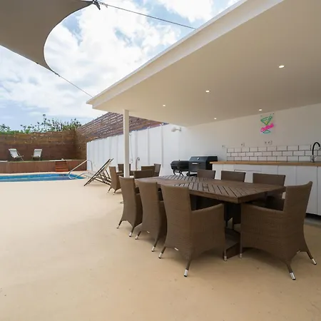 Florida Private Pool And Jacuzzi * San Bartolome de Tirajana (Gran Canaria)