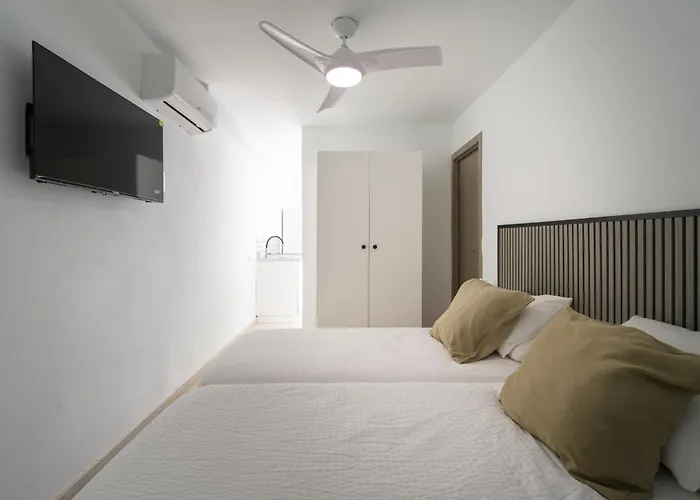 Florida Private Pool And Jacuzzi *