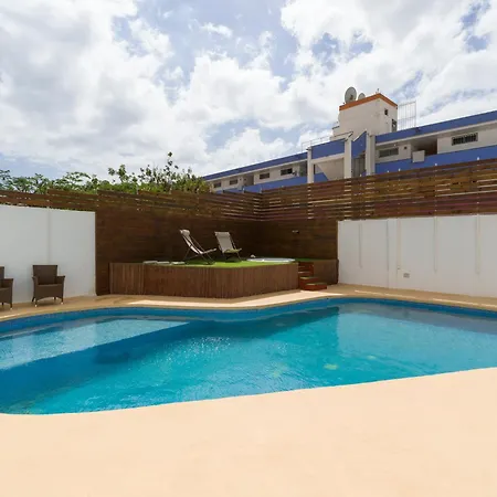 Florida Private Pool And Jacuzzi